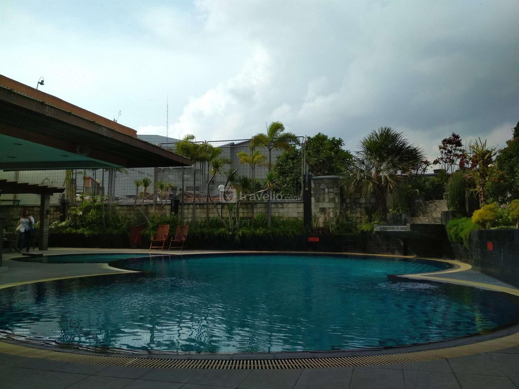 Scenic 2br At Grand Setiabudi By Travelio Apartemen